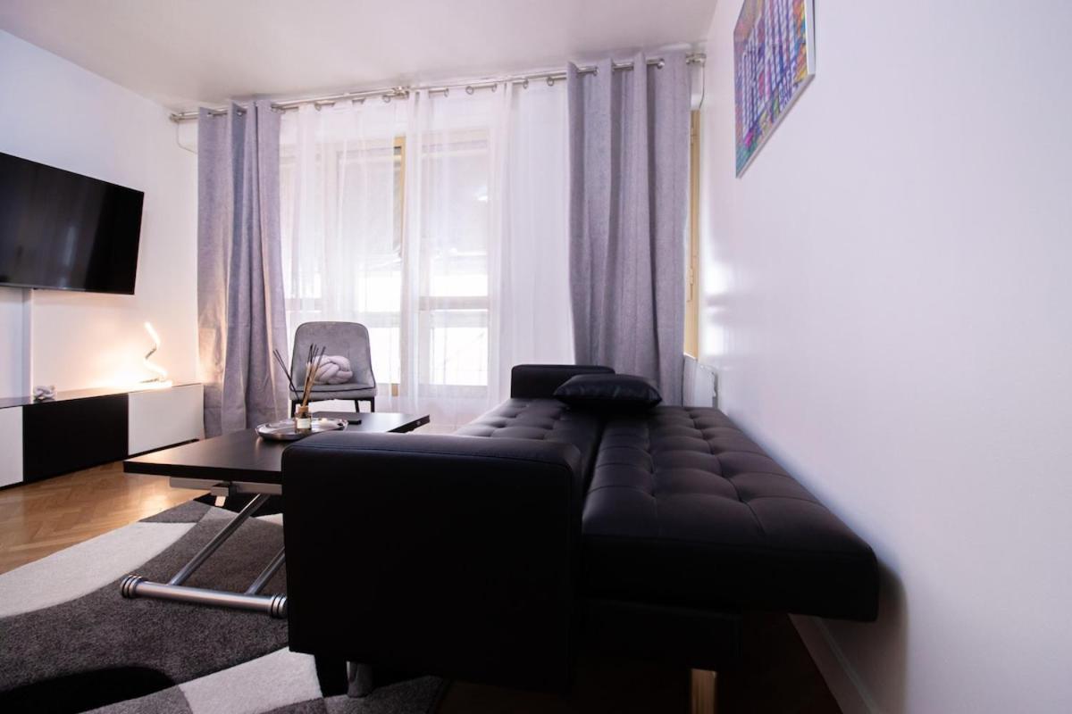 Stylish Escape In The Vibrant 11th Arrondissement Appartement Parijs